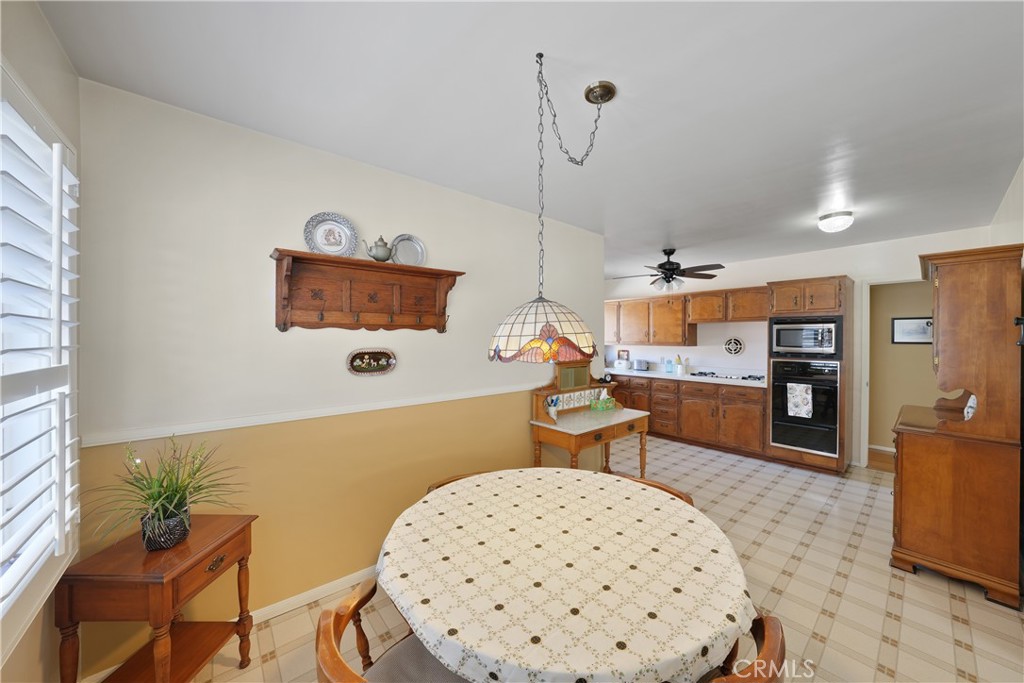 8469 Calendula Drive Property Photo 10