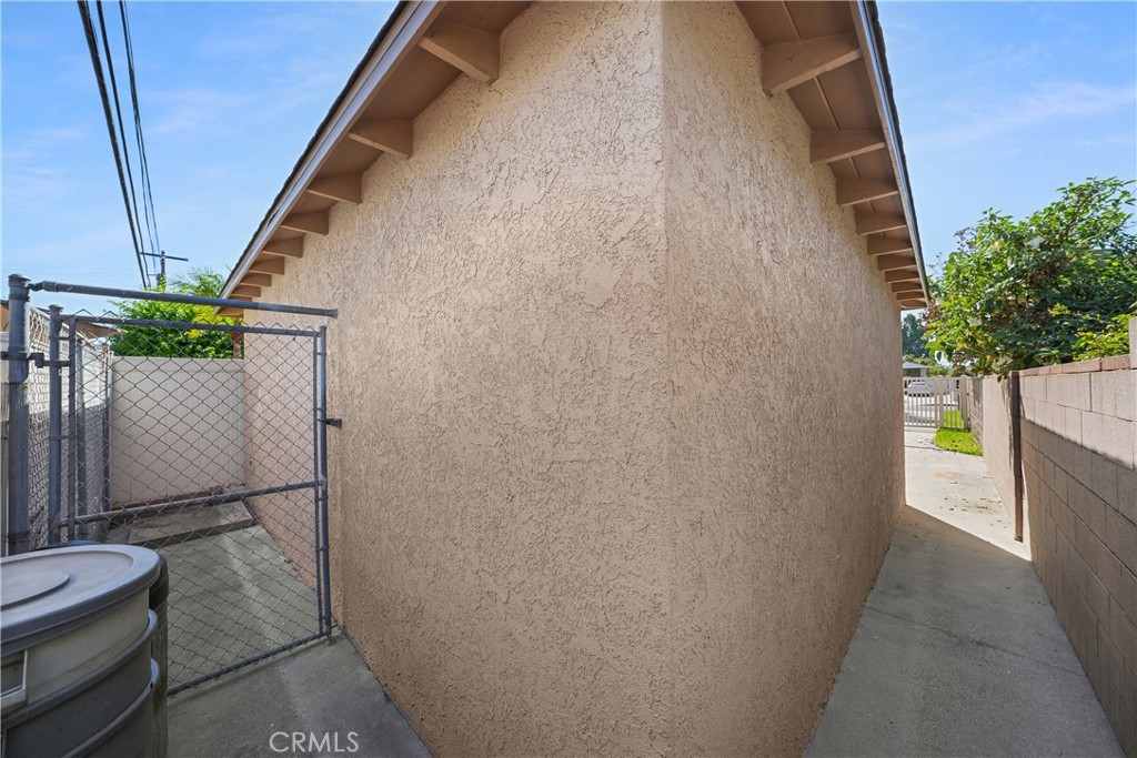 8469 Calendula Drive Property Photo 27