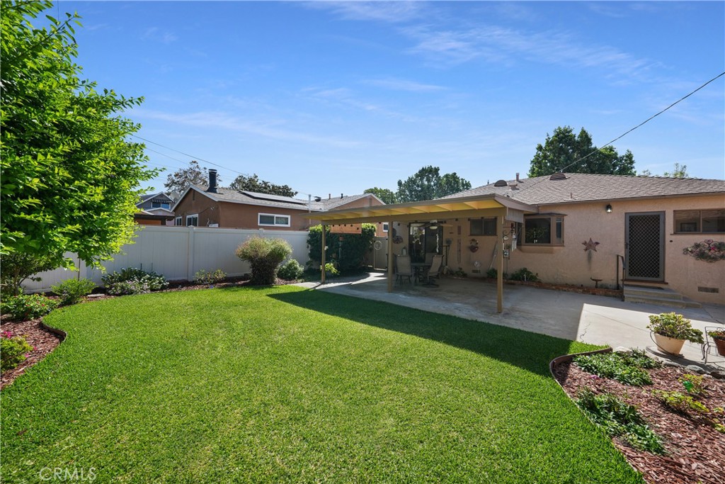 8469 Calendula Drive Property Photo 32