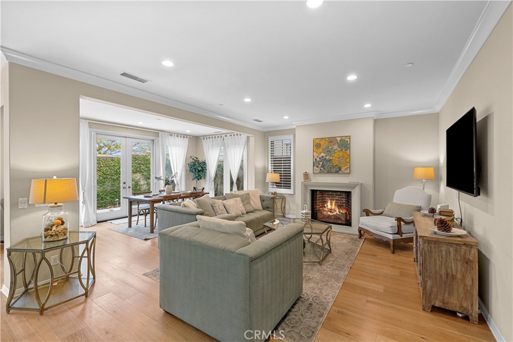 100 Cipresso Property Photo 4