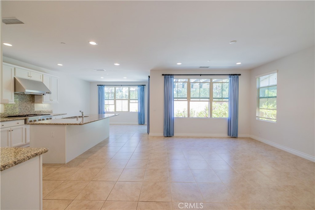 222 Gaspar Property Photo 6