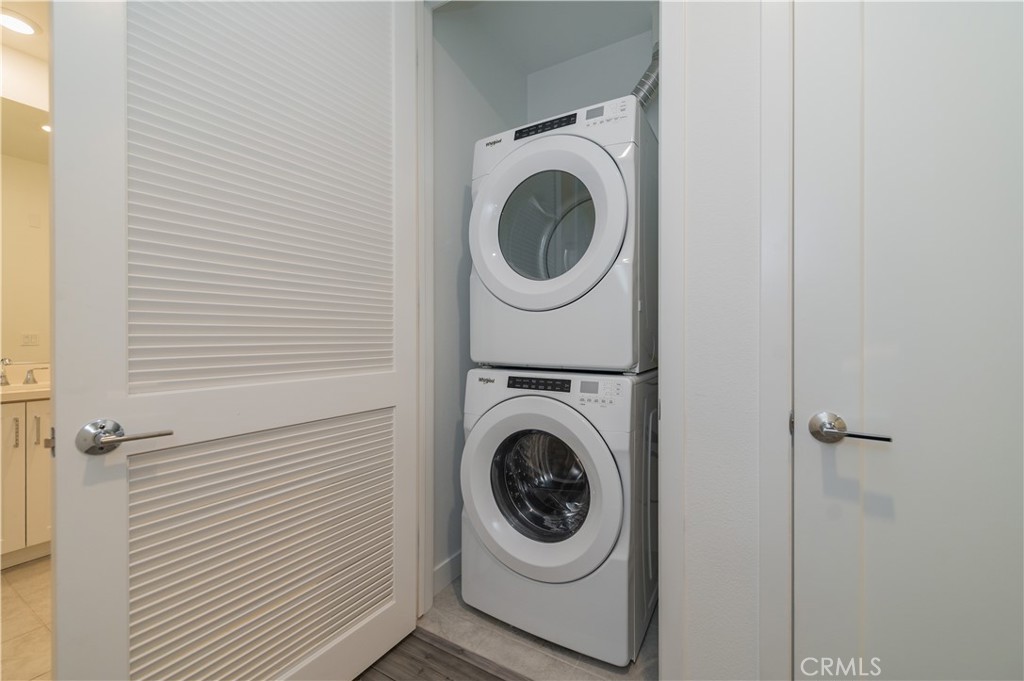 4210 Rivington Property Photo 4