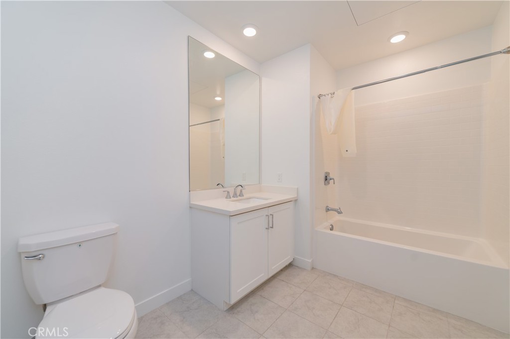 4210 Rivington Property Photo 9