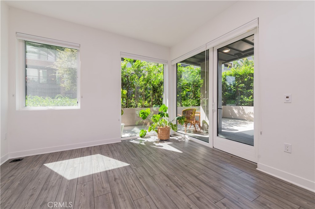 4210 Rivington Property Photo 17