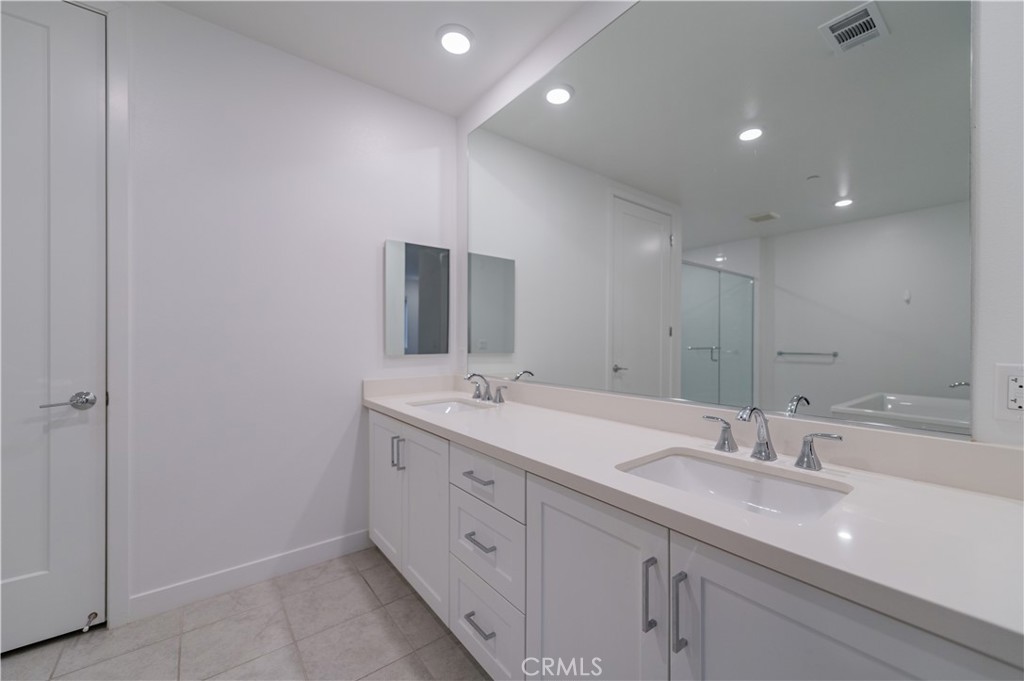 4210 Rivington Property Photo 24