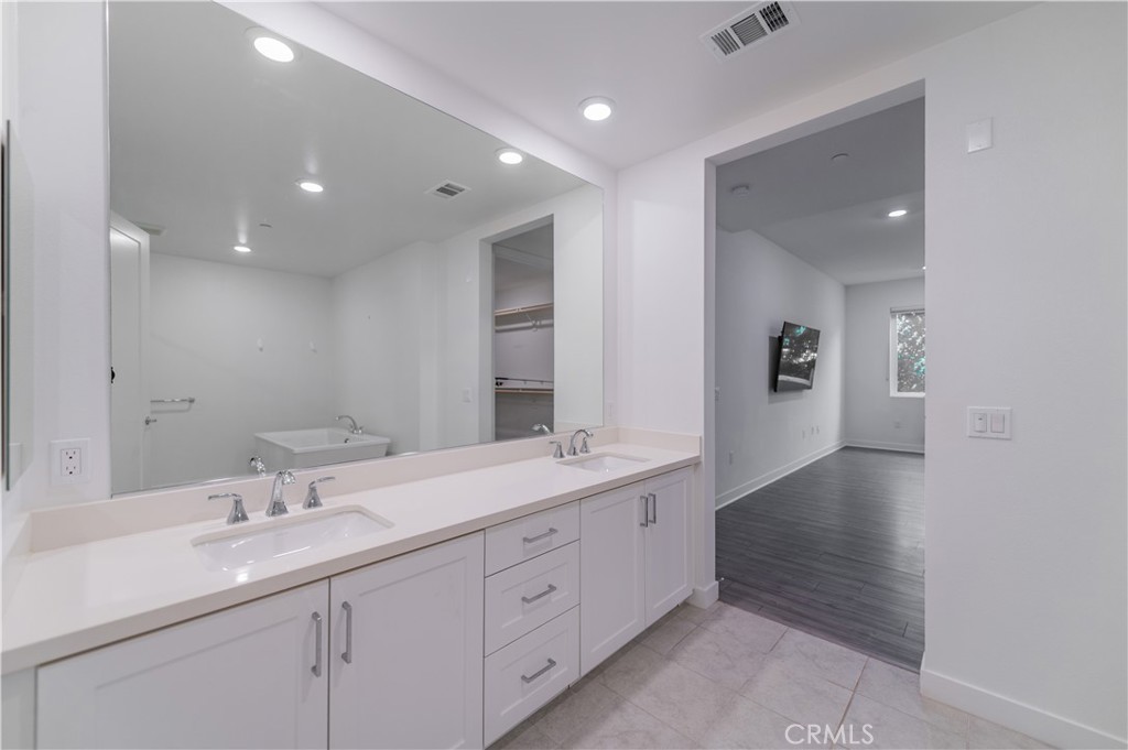 4210 Rivington Property Photo 27