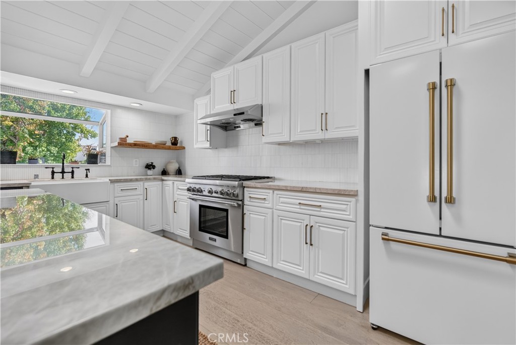 12561 Kenwood Lane Property Photo 13