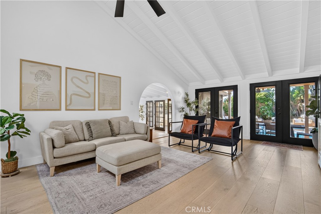 12561 Kenwood Lane Property Photo 18
