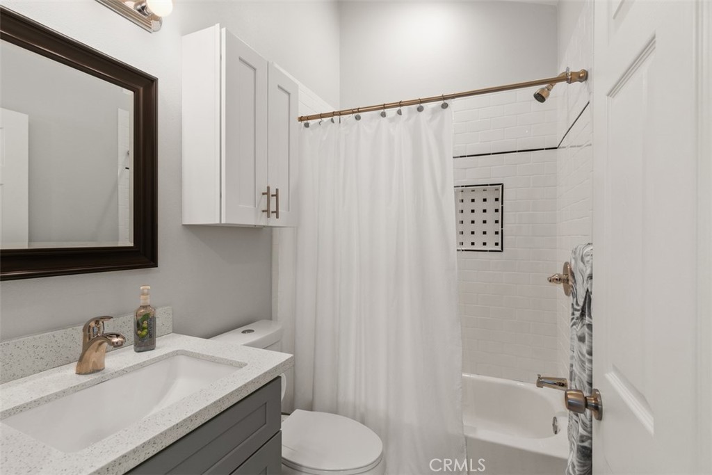 33895 Alcazar Drive Property Photo 10