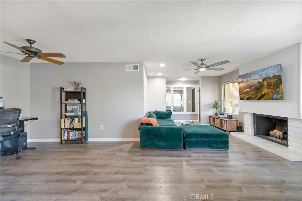 18571 Edgebrook Lane Property Photo 10