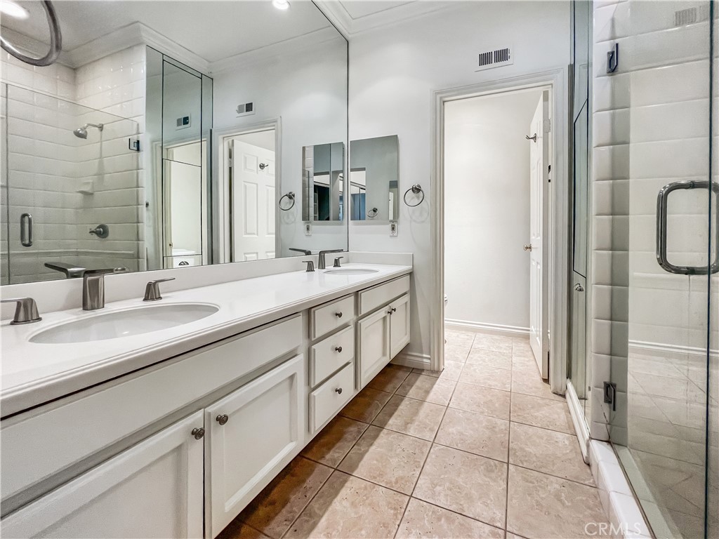275 Haverfield Property Photo 10