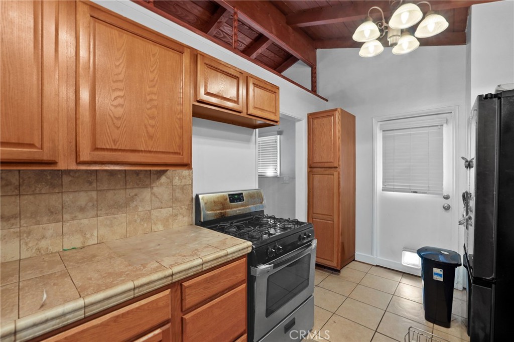 6131 Chinook Property Photo 16