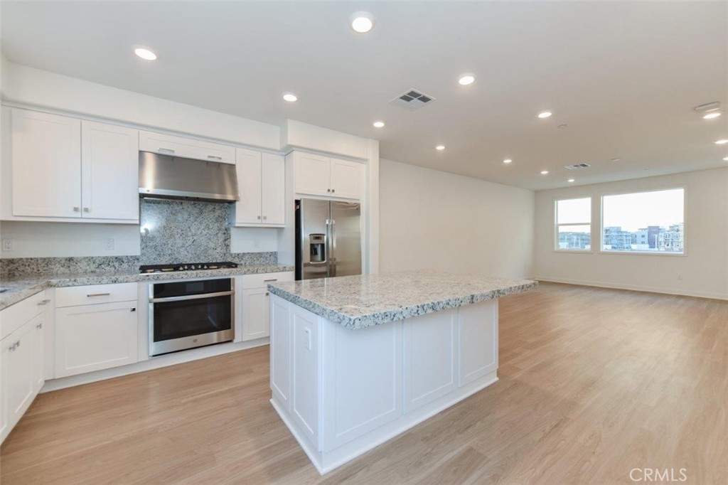 415 Palermo Property Photo 1