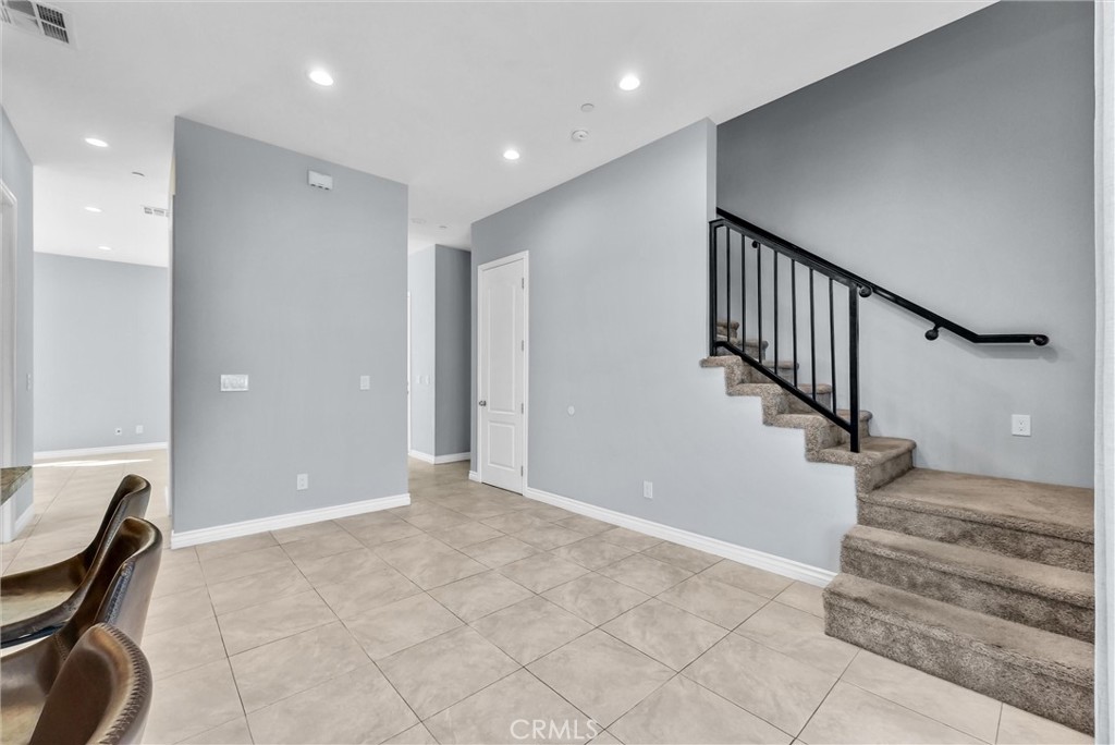1810 Pomona Property Photo 16