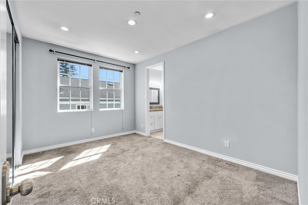 1810 Pomona Property Photo 25