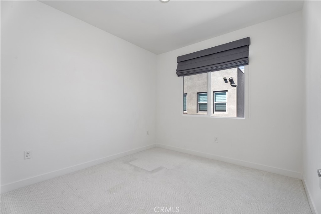 651 S Lyon Street Property Photo 20