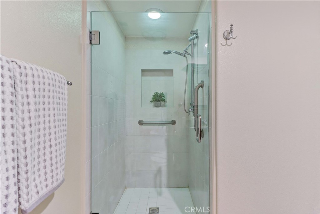 66 Calle Aragon G Property Photo 37