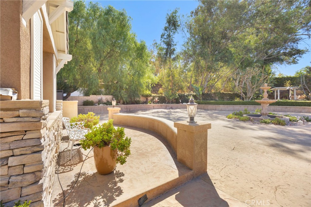 2551 Rosser Property Photo 10