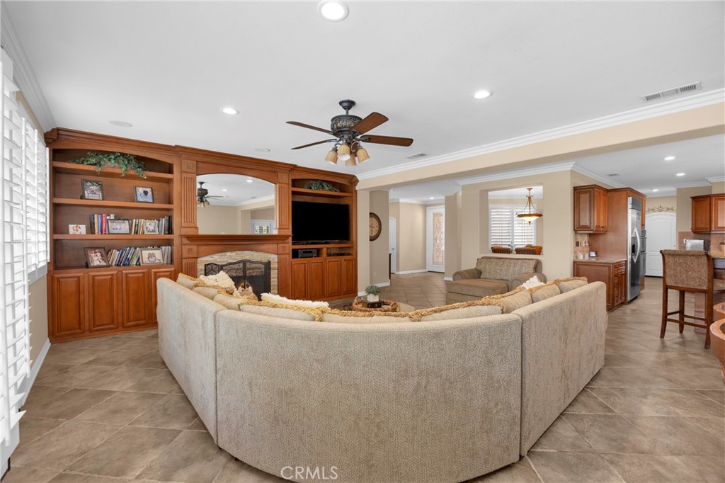 2551 Rosser Property Photo 16