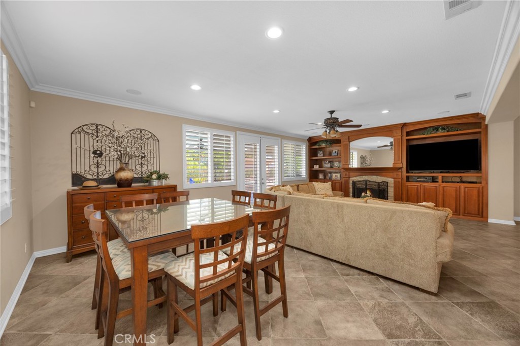 2551 Rosser Property Photo 19