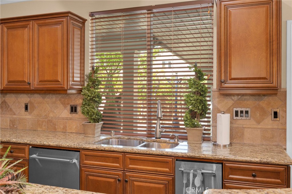 2551 Rosser Property Photo 26