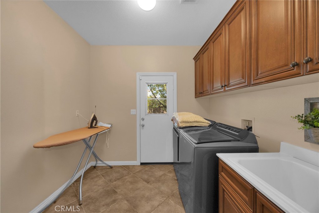 2551 Rosser Property Photo 49