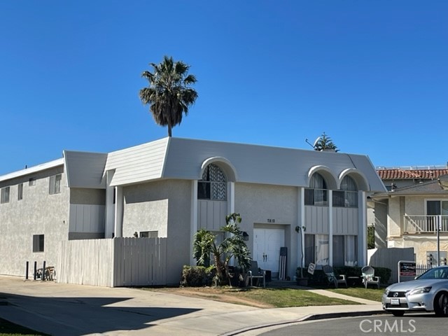 7812 Shaffer Circle 3 Property Photo 1