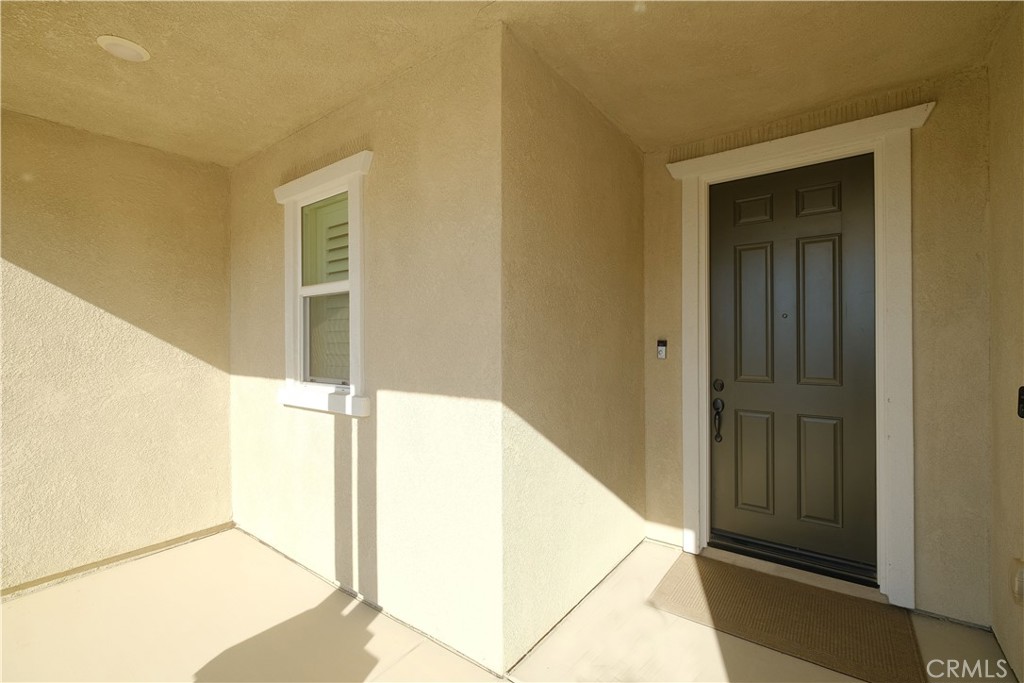 4096 Elderberry Property Photo 7