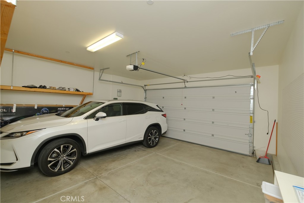 4096 Elderberry Property Photo 16