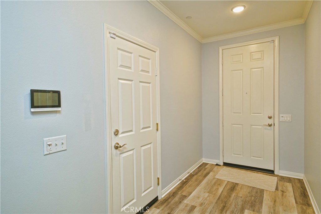 4096 Elderberry Property Photo 33