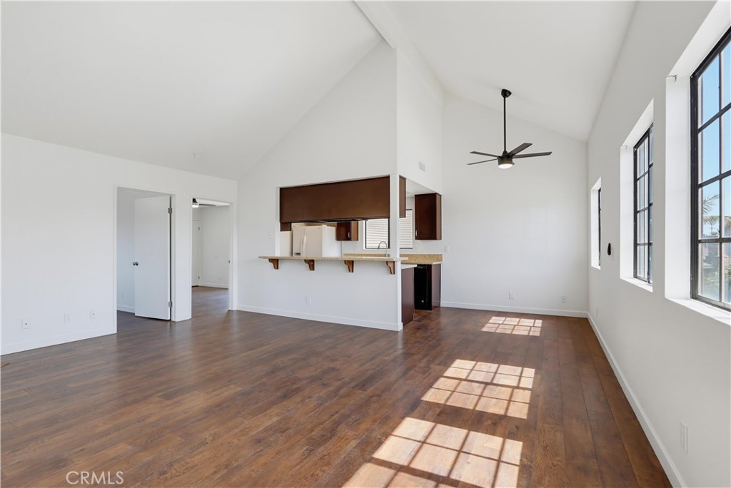 4881 Vista Dr 2 Property Photo 4