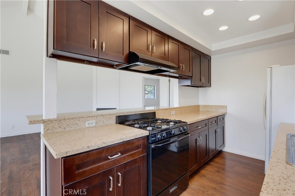 4881 Vista Dr 2 Property Photo 12