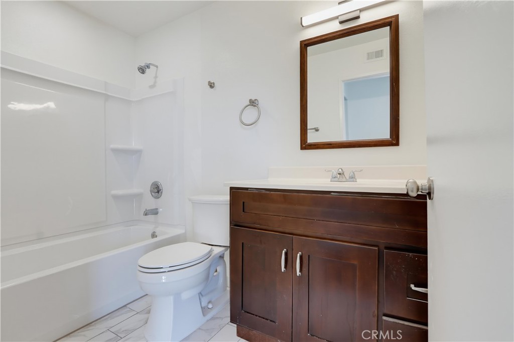 4881 Vista Dr 2 Property Photo 13