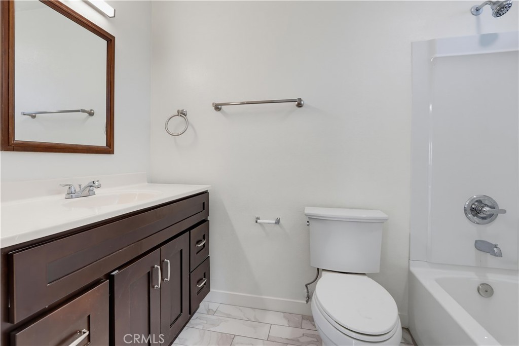 4881 Vista Dr 2 Property Photo 28