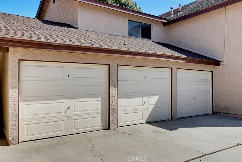 4881 Vista Dr 2 Property Photo 31