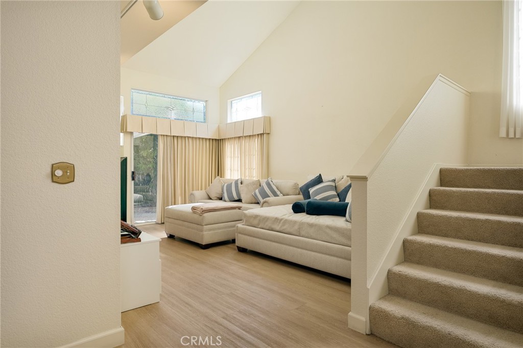 13576 Eucalyptus Street Property Photo 6