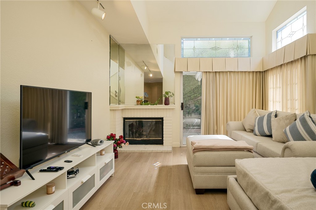 13576 Eucalyptus Street Property Photo 7