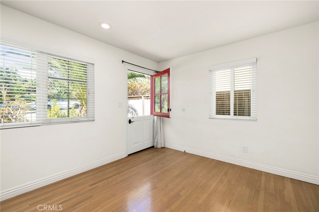 137 Cypress Dr Property Photo 3