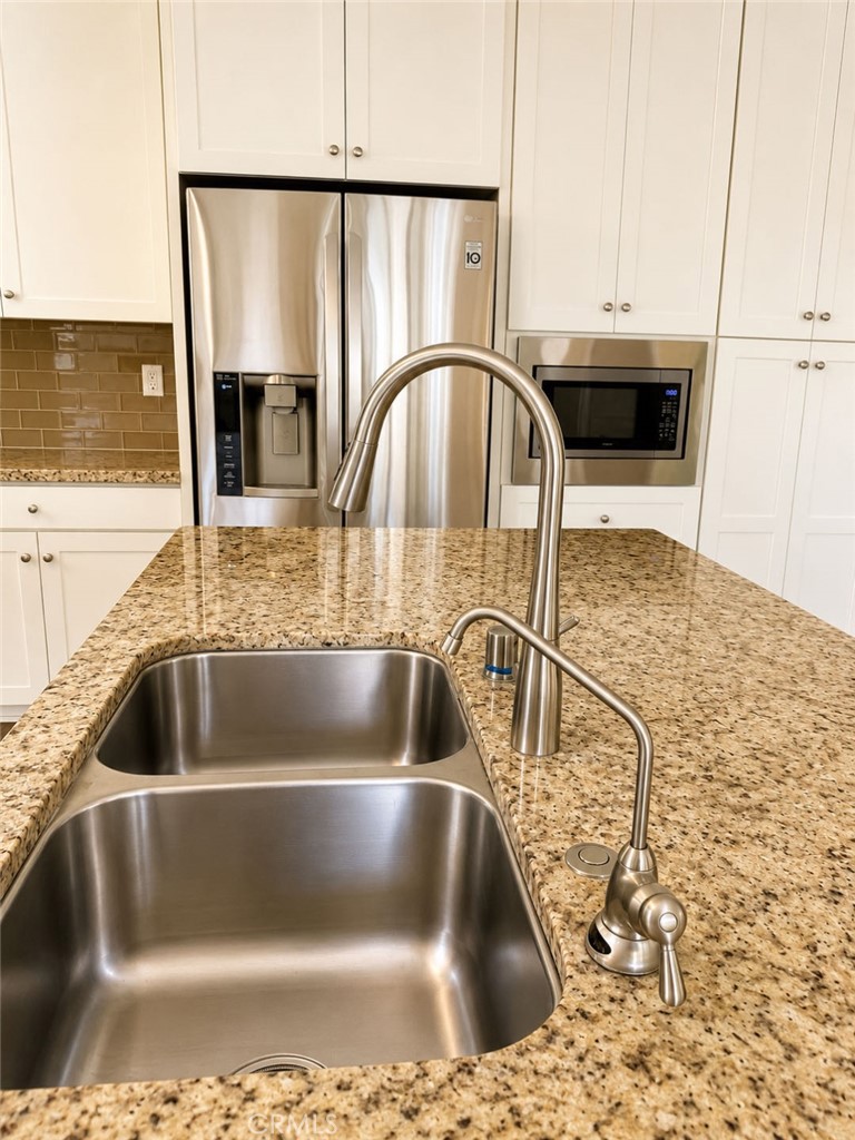 56 Island Coral Property Photo 8
