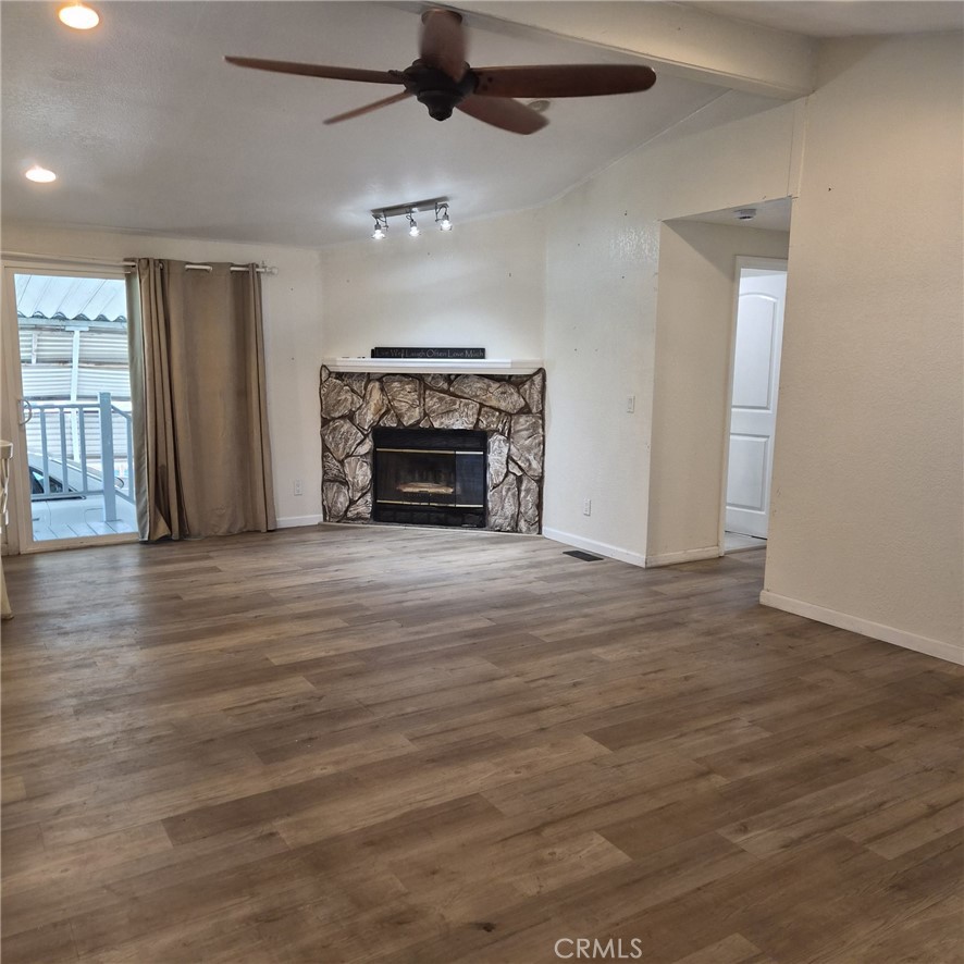507 S Euclid Street 60 Property Photo 11