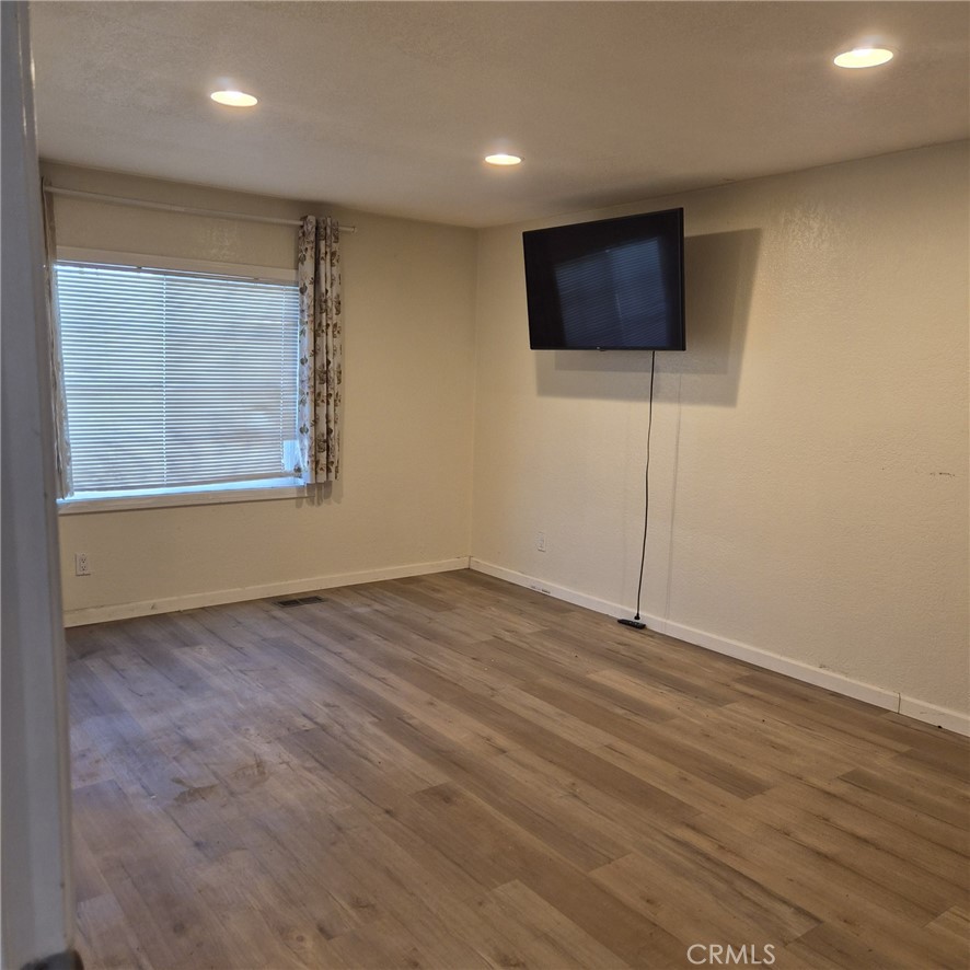 507 S Euclid Street 60 Property Photo 13