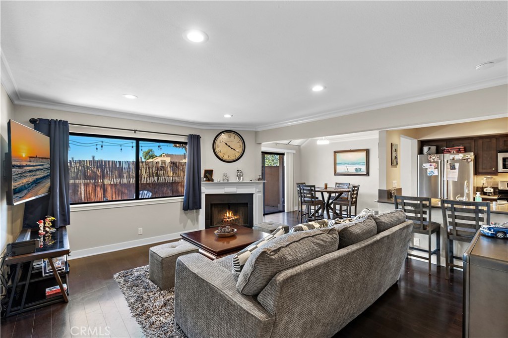 25671 Le Parc 95 Property Photo 2