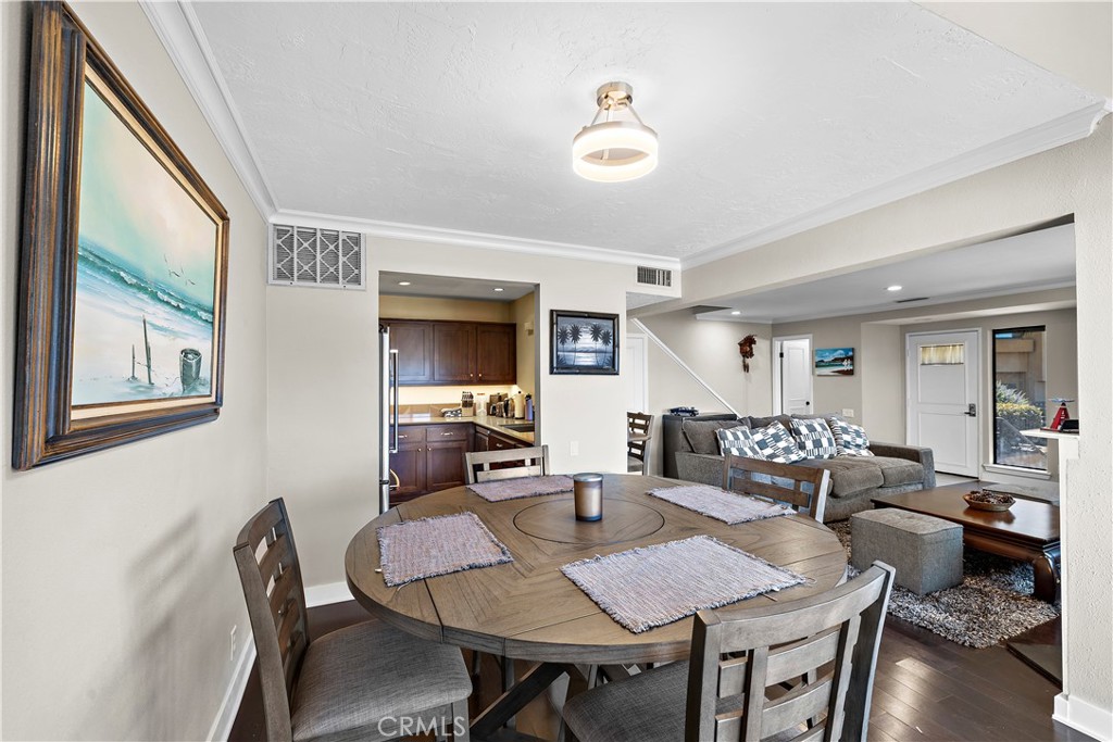 25671 Le Parc 95 Property Photo 6