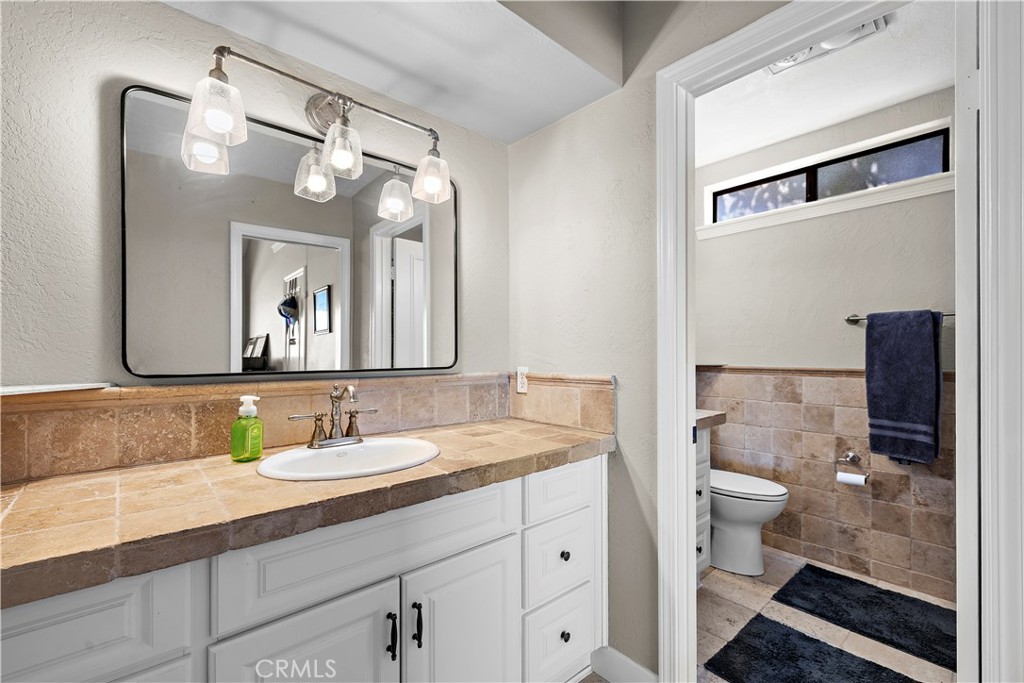 25671 Le Parc 95 Property Photo 9