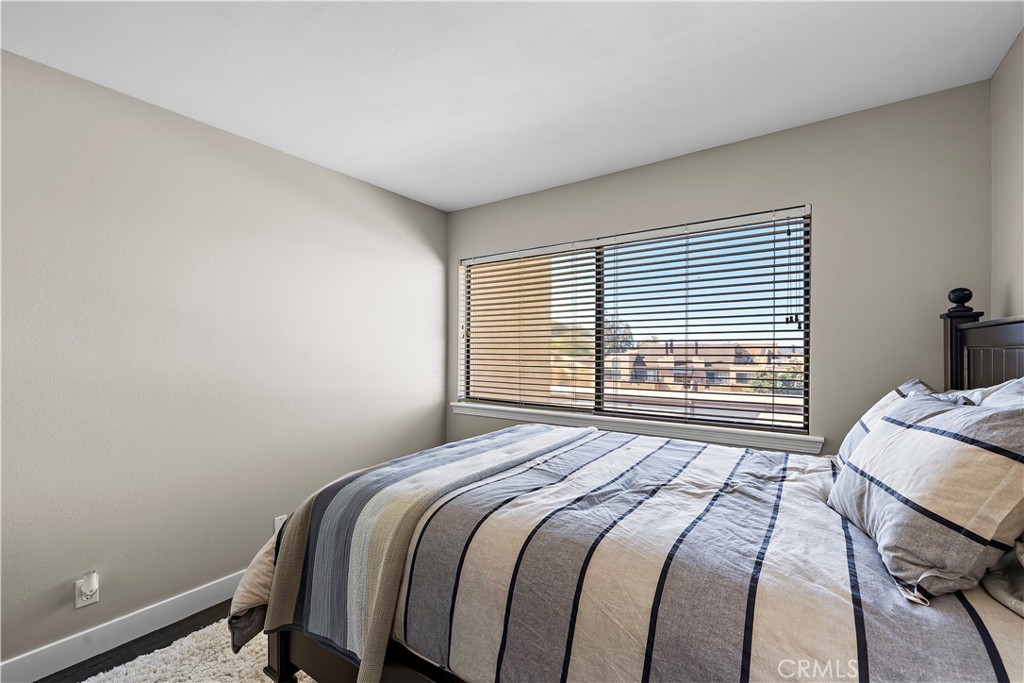 25671 Le Parc 95 Property Photo 10