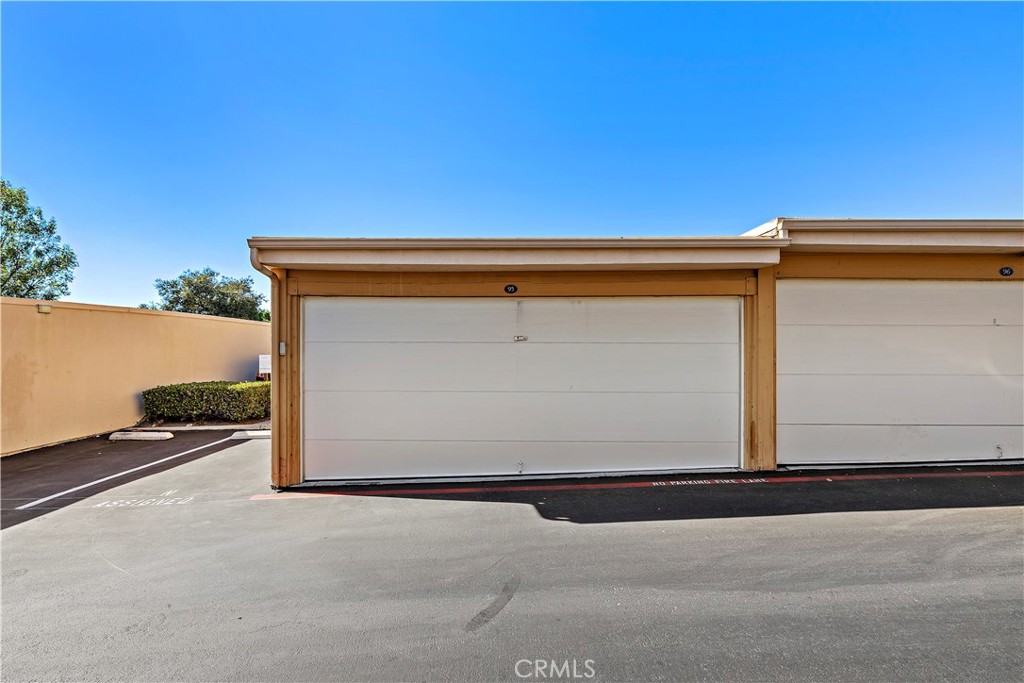 25671 Le Parc 95 Property Photo 12