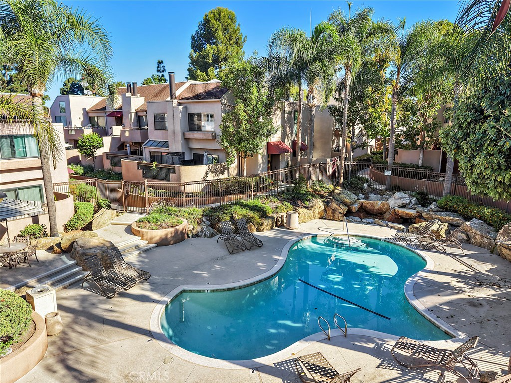 25671 Le Parc 95 Property Photo 14