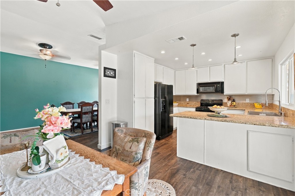 31 Heron Property Photo 8