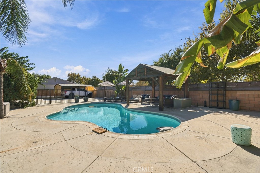 31 Heron Property Photo 23
