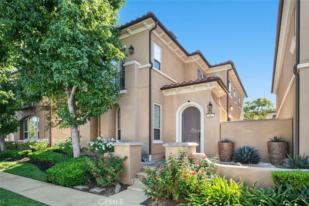 182 Rhapsody Property Photo 1